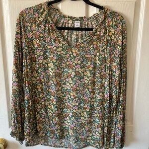 Old Navy size small green floral blouse